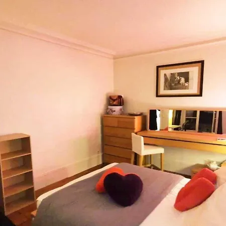 Montmartre, Amazing Bright Flat With Unique View On Paris Monuments Apartment