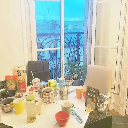 Apartment Montmartre, Amazing Bright Flat With Unique View On Paris Monuments